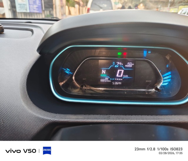 Second-hand 2023 Tata Tiago XZ Plus for sale in Allahabad-2