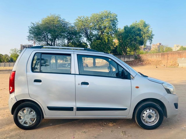 Second-hand 2015 Maruti Suzuki Wagon R LXI BS IV for sale in Ahmedabad-1
