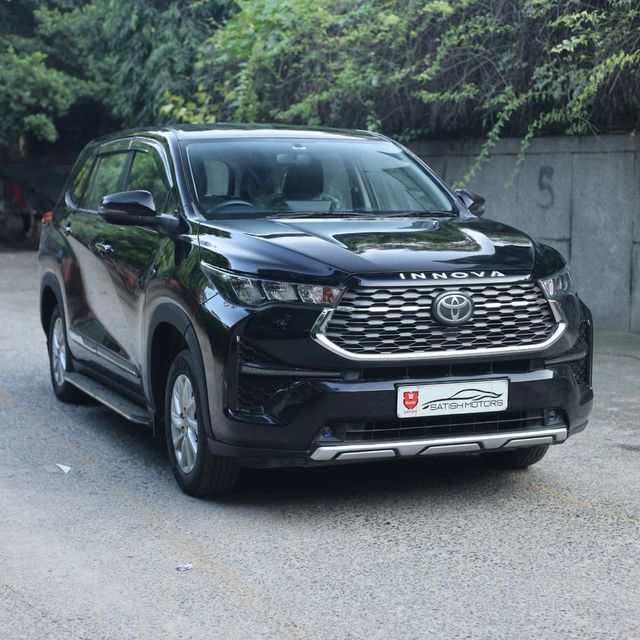 Toyota Innova Hycross जीएक्स (ओ) 7 सीटर Second-hand 2026 Toyota Innova Hycross जीएक्स (ओ) 7 सीटर for sale in New Delhi