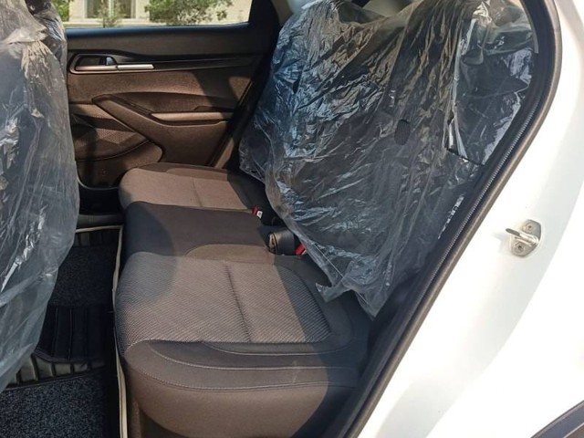 Second-hand 2022 Kia Seltos HTK G for sale in New Delhi-14