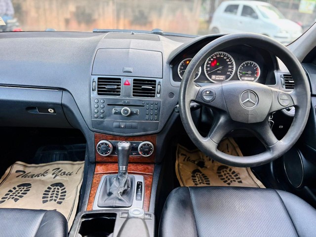Second-hand 2011 Mercedes-Benz C-Class C 200 CGI Avantgarde for sale in New Delhi-9