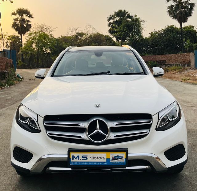 Mercedes-Benz GLC 220d 4MATIC Style Second-hand 2017 Mercedes-Benz GLC 220d 4MATIC Style for sale in Thane