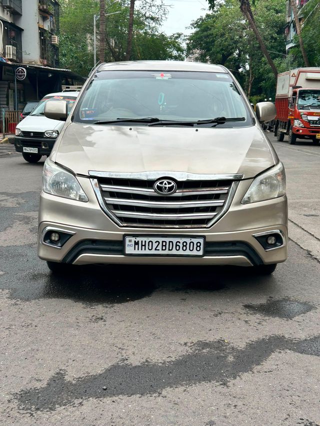 Toyota Innova 2.0 जी (Petrol) 8 Seater BS IV Second-hand 2007 Toyota Innova 2.0 जी (Petrol) 8 Seater BS IV for sale in Mumbai