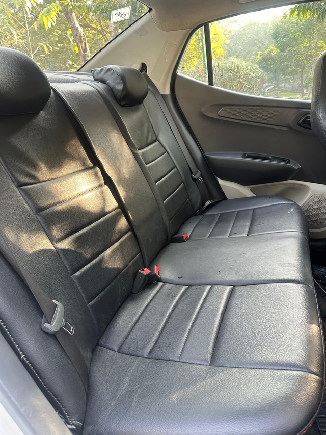 Second-hand 2021 Hyundai Aura S CNG for sale in Faridabad-12