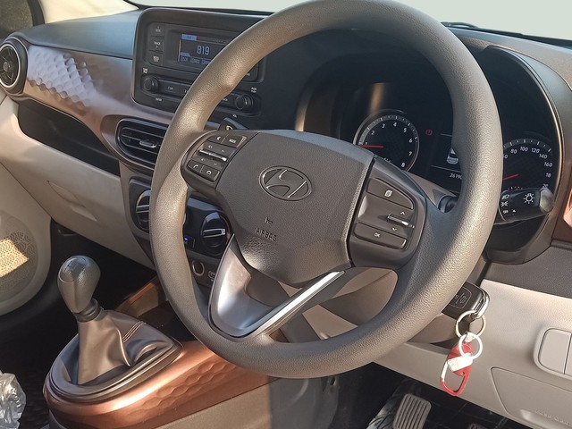 Second-hand 2023 Hyundai Aura S for sale in New Delhi-18