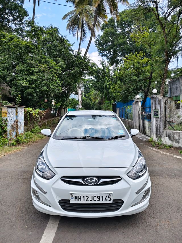 Second-hand 2012 Hyundai Verna 1.6 एसएक्स VTVT for sale in Pune