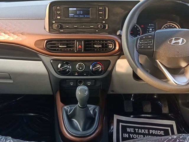 Second-hand 2023 Hyundai Aura S for sale in New Delhi-15
