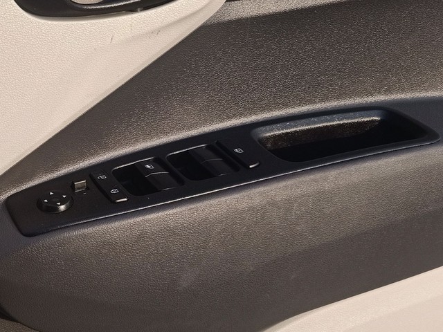 Second-hand 2023 Hyundai Aura S for sale in New Delhi-17