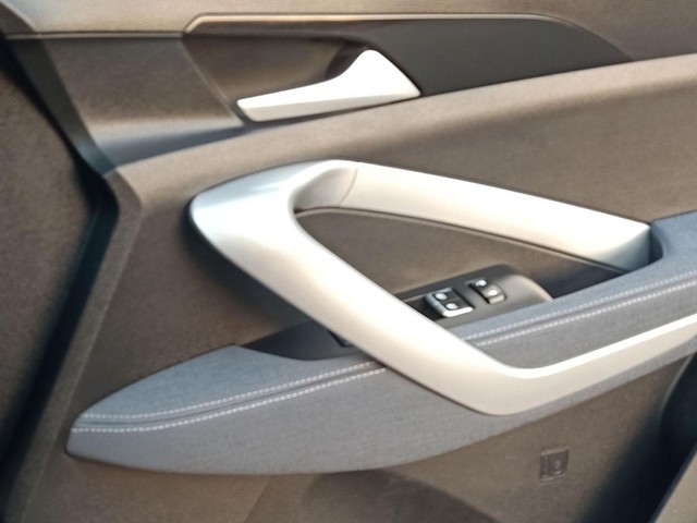 Second-hand 2022 MG Hector Shine MT for sale in New Delhi-13