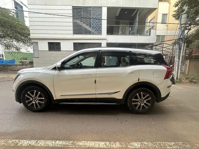 Second-hand 2022 Mahindra XUV700 AX5 7 Str BSVI for sale in Bangalore-3