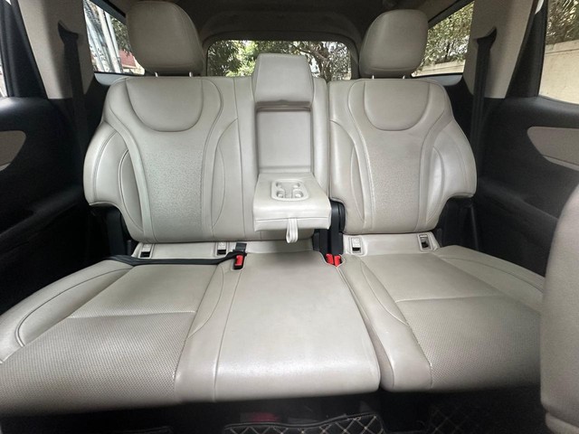 Second-hand 2022 Mahindra XUV700 AX5 7 Str BSVI for sale in Bangalore-5