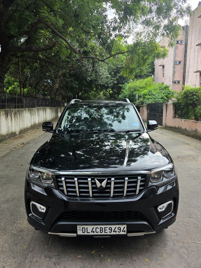 Mahindra Scorpio N Z4 AT Second-hand 2025 Mahindra Scorpio N Z4 AT for sale in New Delhi