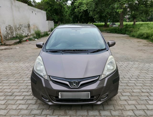 Honda Jazz सलेक्ट Edition Second-hand 2012 Honda Jazz सलेक्ट Edition for sale in New Delhi