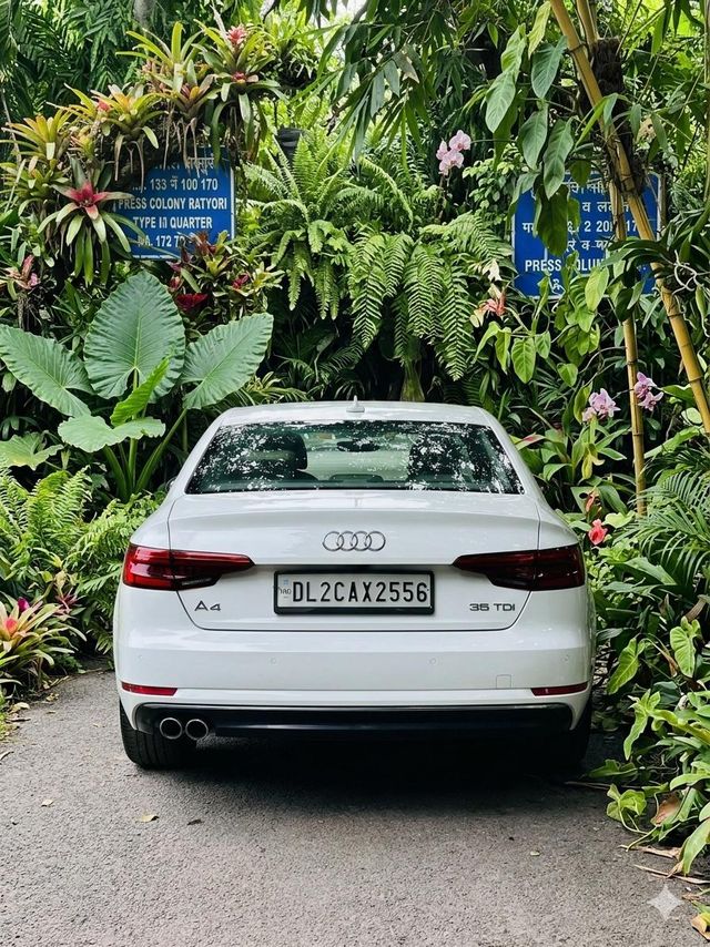 Audi A4 35 TDI टेक्नोलॉजी Second-hand 2017 Audi A4 35 TDI टेक्नोलॉजी for sale in New Delhi