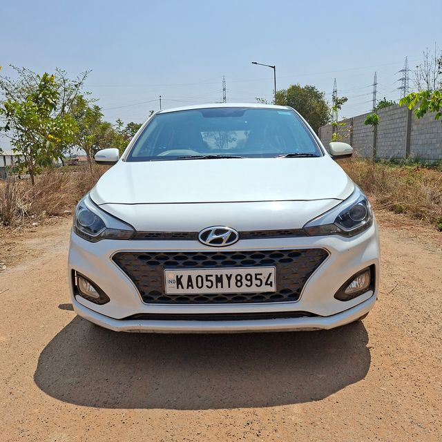 Hyundai i20 Asta Option CVT BSIV Second-hand 2019 Hyundai i20 Asta Option CVT BSIV for sale in Bangalore