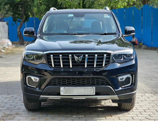 Mahindra Scorpio N Z8L Diesel 4x4 2023-2025 Second-hand 2024 Mahindra Scorpio N Z8L Diesel 4x4 2023-2025 for sale in New Delhi