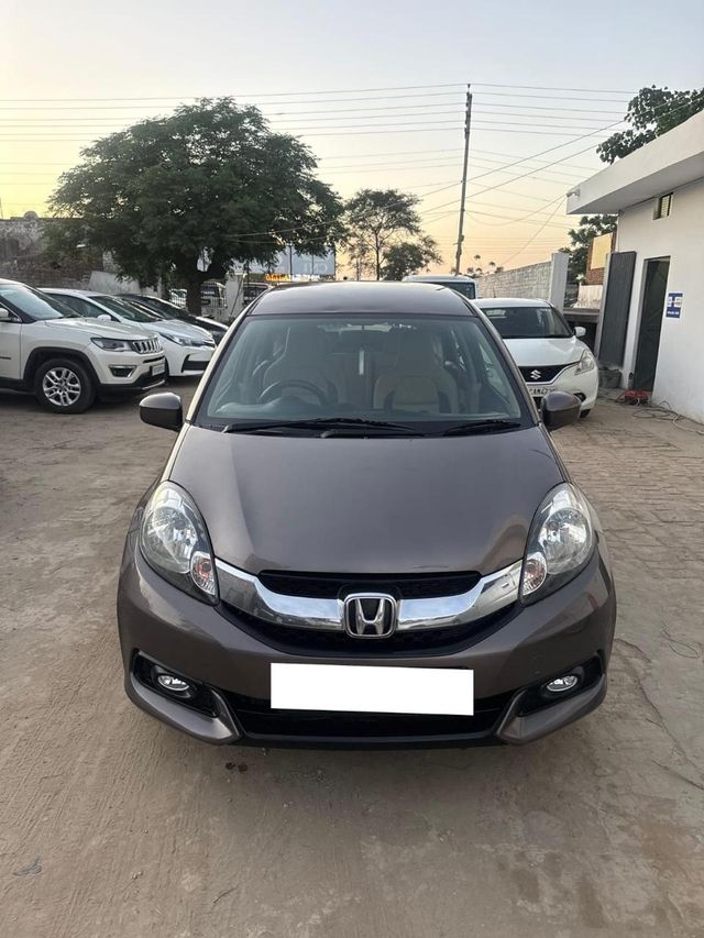 Honda Mobilio V i-DTEC Second-hand 2014 Honda Mobilio V i-DTEC for sale in Ludhiana