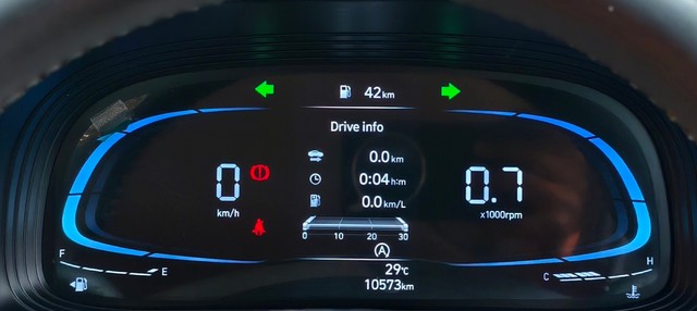 Second-hand 2025 Hyundai Venue S for sale in Kolkata-17