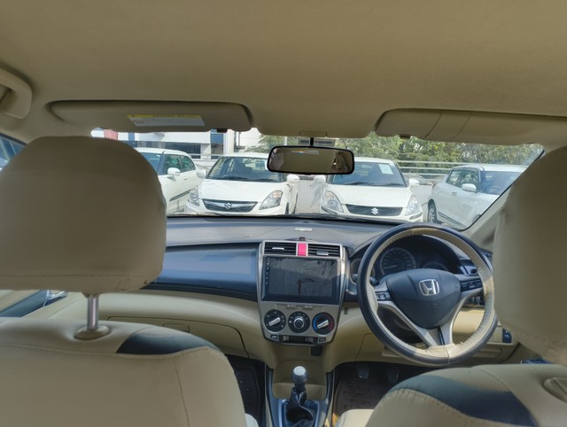 Honda City V MT Second-hand 2013 Honda City V MT for sale in Nagpur-3