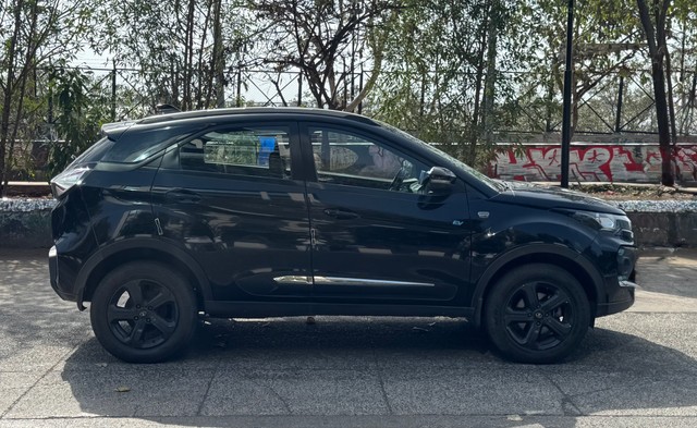 Tata Nexon EV XZ Plus Dark Edition - Photo 3