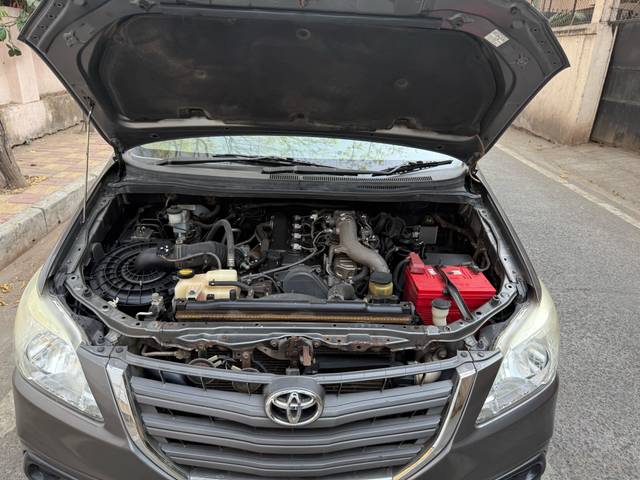 https://images10.gaadi.com/usedcar_image/C281EAEC-178C-49AB-B2E1-2FAFDD1EE1AA/original/538506a2-5aa7-40f2-86ce-4ccc0b2877cd.jpg?imwidth=6402