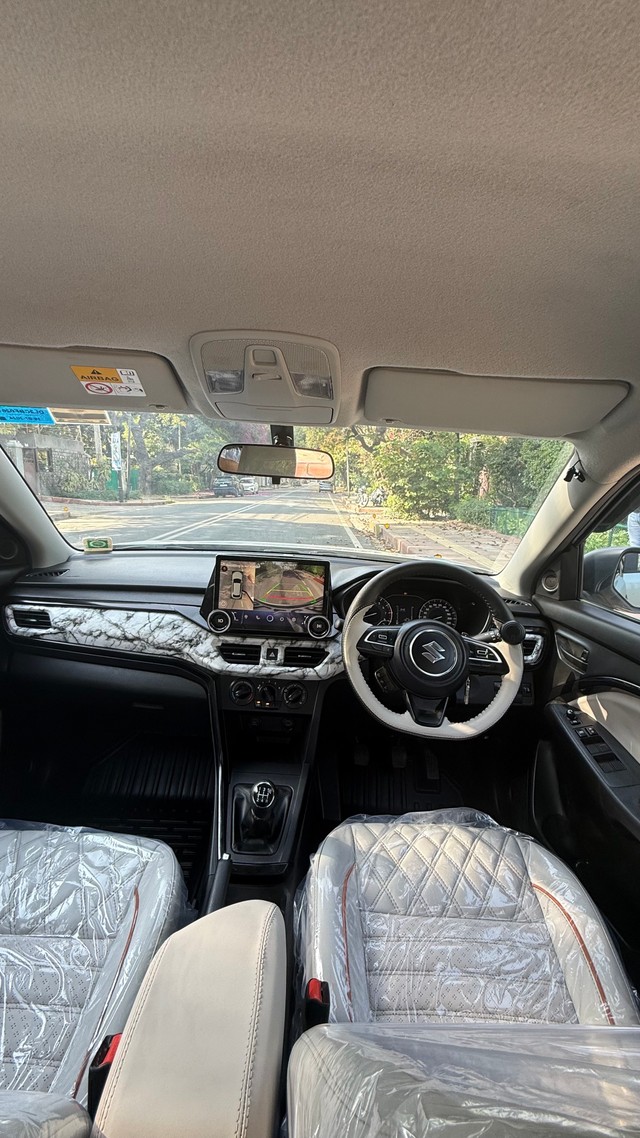 Second-hand 2024 Maruti Suzuki Brezza Lxi for sale in New Delhi-7