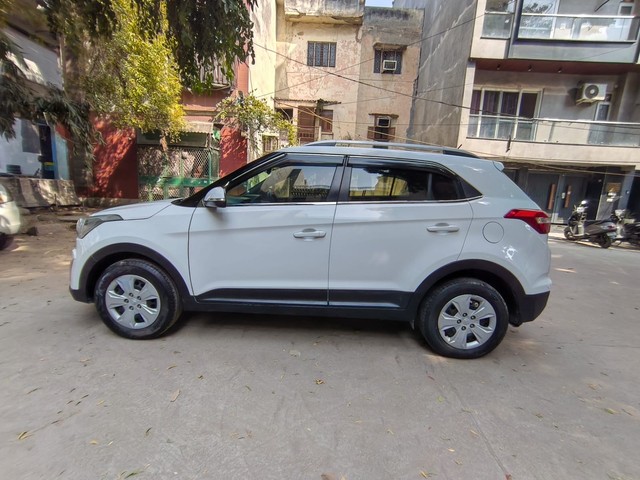 Hyundai Creta 1.6 VTVT E Plus Second-hand 2016 Hyundai Creta 1.6 VTVT E Plus for sale in New Delhi-3