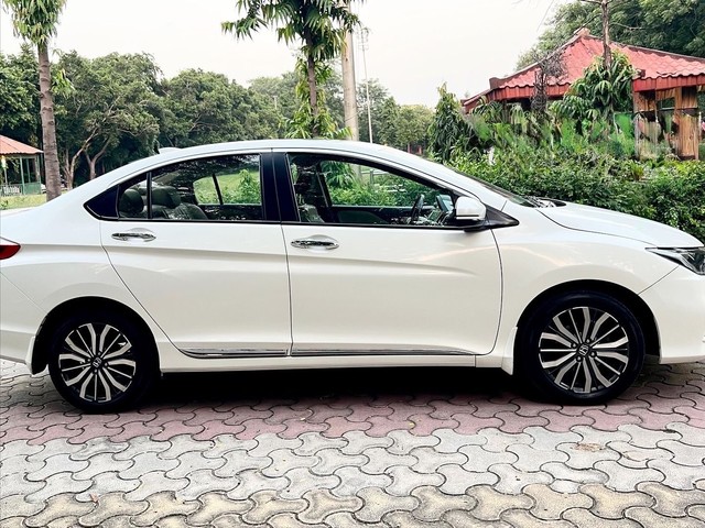 Second-hand 2018 Honda City Anniversary i-VTEC CVT ZX for sale in New Delhi-10