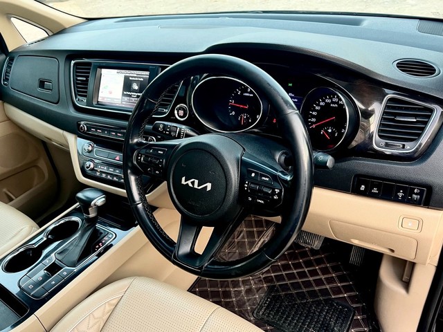 Kia Carnival Limousine Plus Second-hand 2021 Kia Carnival Limousine Plus for sale in New Delhi-10