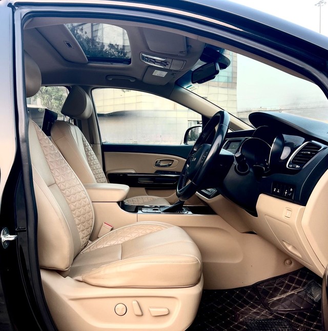 Kia Carnival Limousine Plus Second-hand 2021 Kia Carnival Limousine Plus for sale in New Delhi-7