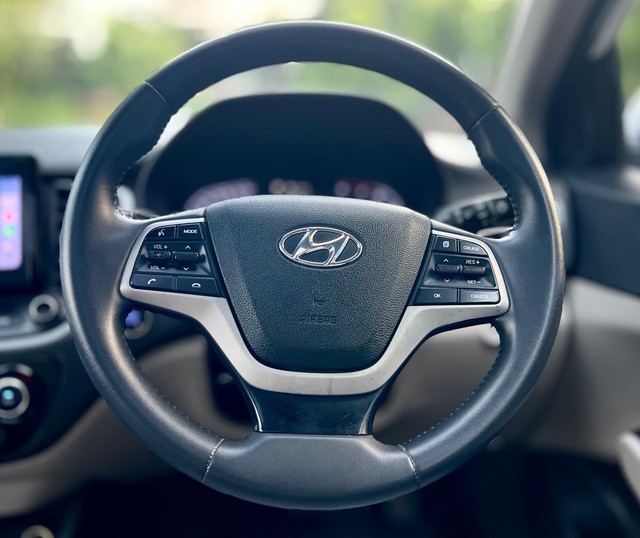 Second-hand 2018 Honda City Anniversary i-VTEC CVT ZX for sale in New Delhi-5