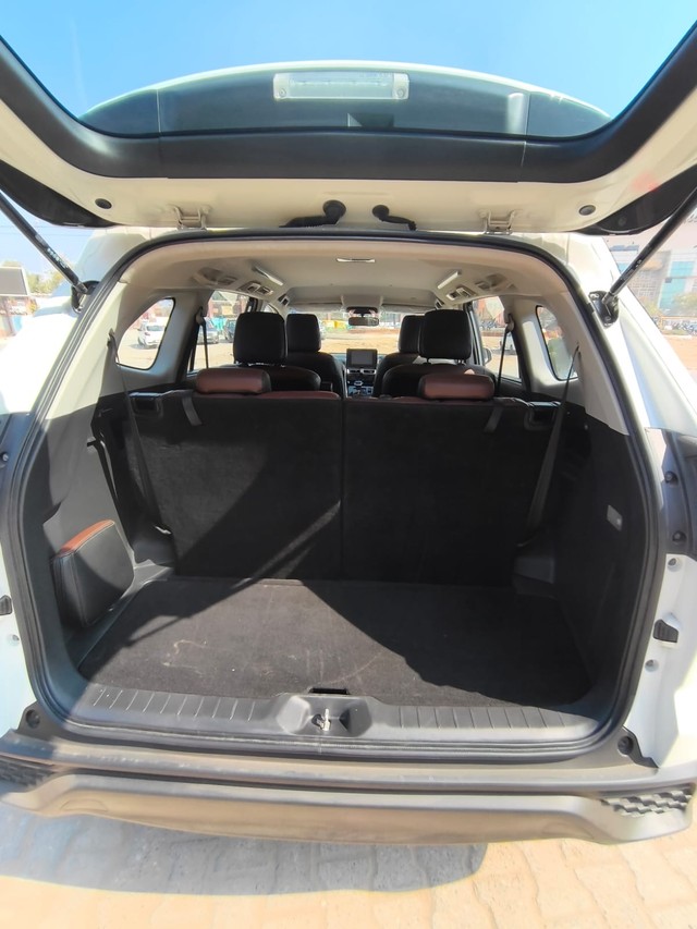 Second-hand 2023 Maruti Invicto Zeta Plus 7Str for sale in New Delhi-14