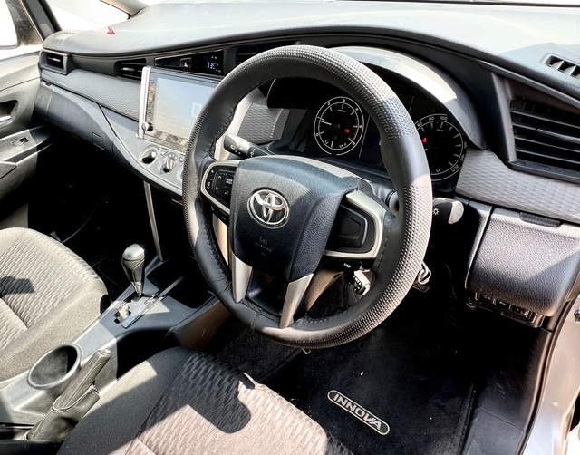 Toyota Innova Crysta 2.4 GX 7 STR AT Second-hand 2020 Toyota Innova Crysta 2.4 GX 7 STR AT for sale in New Delhi-5