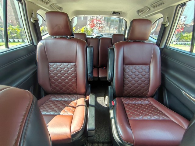 Second-hand 2023 Maruti Invicto Zeta Plus 7Str for sale in New Delhi-21