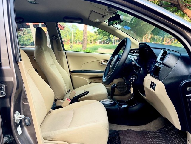 Second-hand 2016 Honda Amaze VX CVT i-VTEC for sale in New Delhi-3