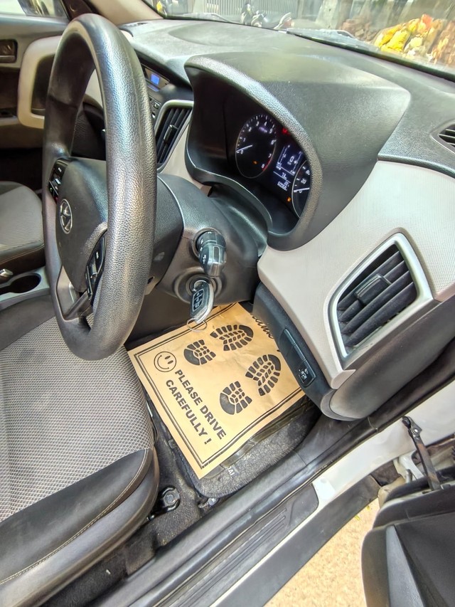 Hyundai Creta 1.6 VTVT E Plus Second-hand 2016 Hyundai Creta 1.6 VTVT E Plus for sale in New Delhi-9