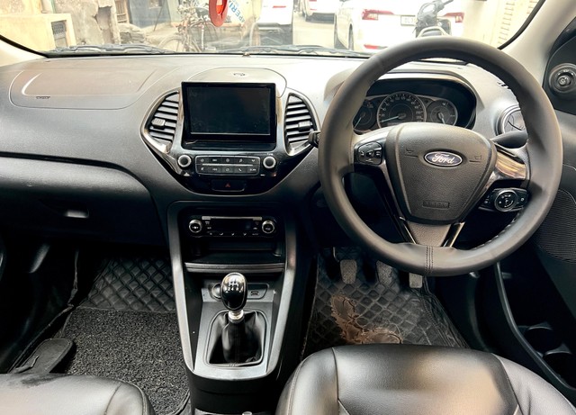 Second-hand 2019 Ford Figo 1.5D Titanium Plus MT for sale in New Delhi-6