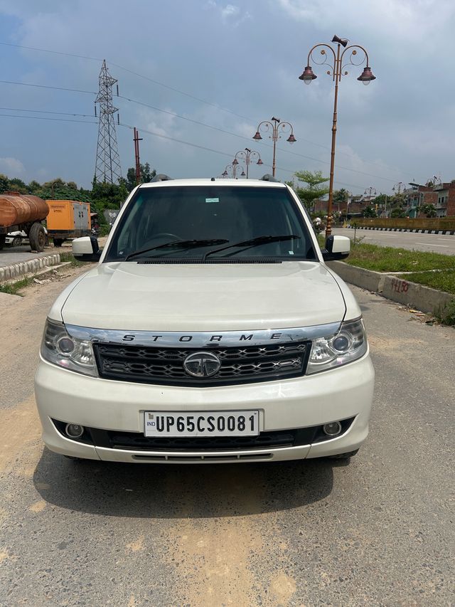 Tata Safari Storme EX Second-hand 2016 Tata Safari Storme EX for sale in Varanasi