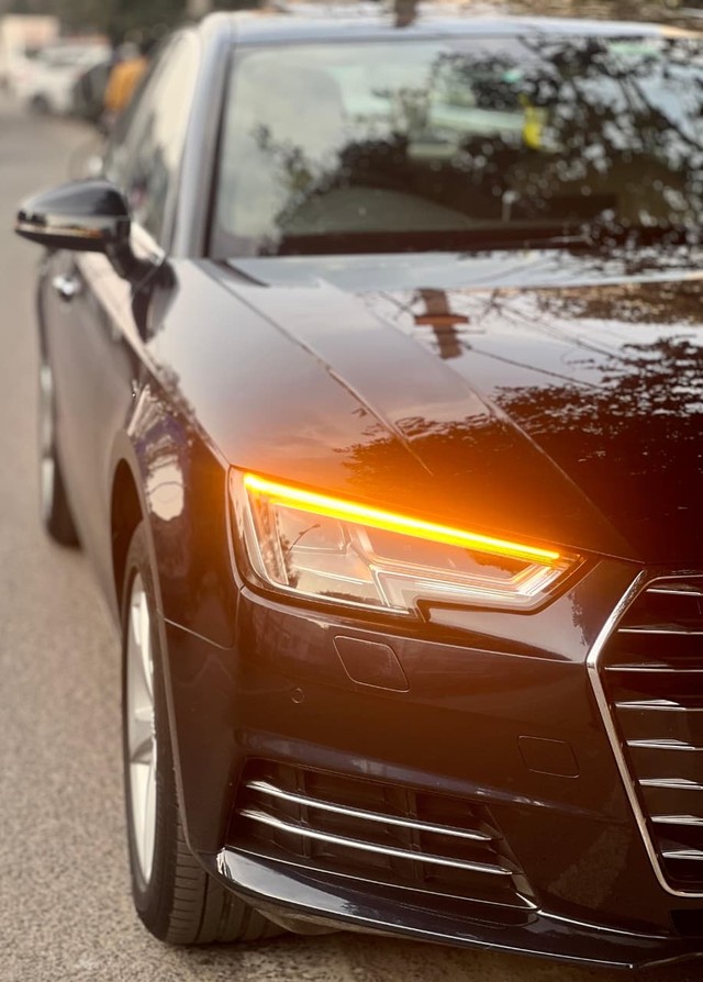 Second-hand 2017 Audi A4 30 TFSI Technology for sale in New Delhi-5