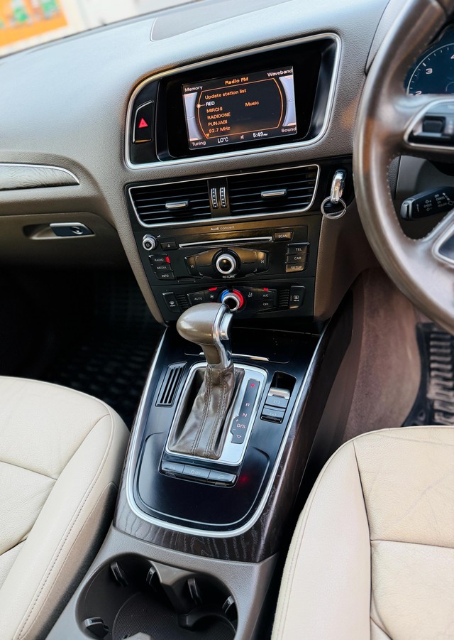 Second-hand 2015 Audi Q5 3.0 TDI Quattro for sale in New Delhi-13