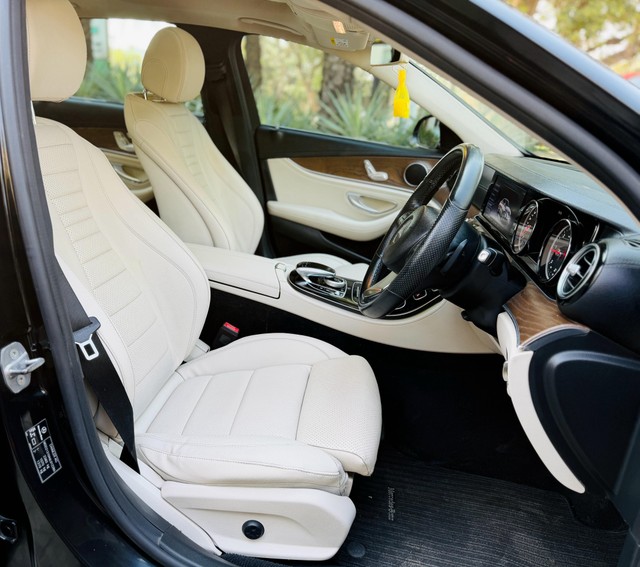 Mercedes-Benz E-Class Expression E 220 d BSIV Second-hand 2018 Mercedes-Benz E-Class Expression E 220 d BSIV for sale in New Delhi-14