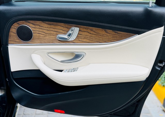 Mercedes-Benz E-Class Expression E 220 d BSIV Second-hand 2018 Mercedes-Benz E-Class Expression E 220 d BSIV for sale in New Delhi-5