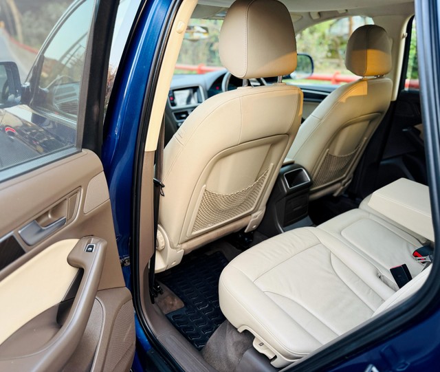 Second-hand 2015 Audi Q5 3.0 TDI Quattro for sale in New Delhi-7