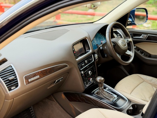 Second-hand 2015 Audi Q5 3.0 TDI Quattro for sale in New Delhi-17