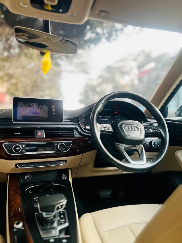 Second-hand 2017 Audi A4 30 TFSI Technology for sale in New Delhi-6