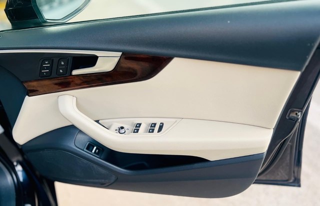 Second-hand 2017 Audi A4 30 TFSI Technology for sale in New Delhi-14