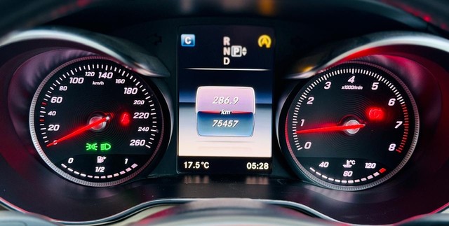 Second-hand 2015 Mercedes-Benz C-Class C 200 AVANTGARDE for sale in New Delhi-12