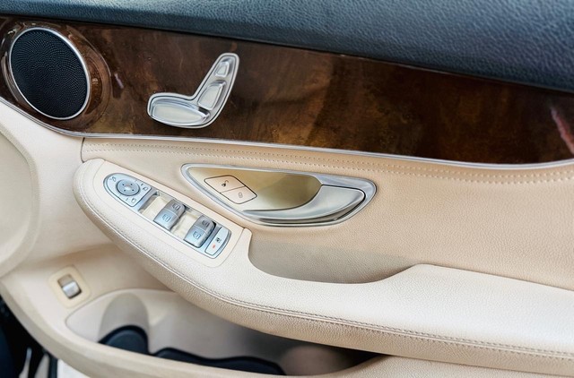 Second-hand 2015 Mercedes-Benz C-Class C 200 AVANTGARDE for sale in New Delhi-8