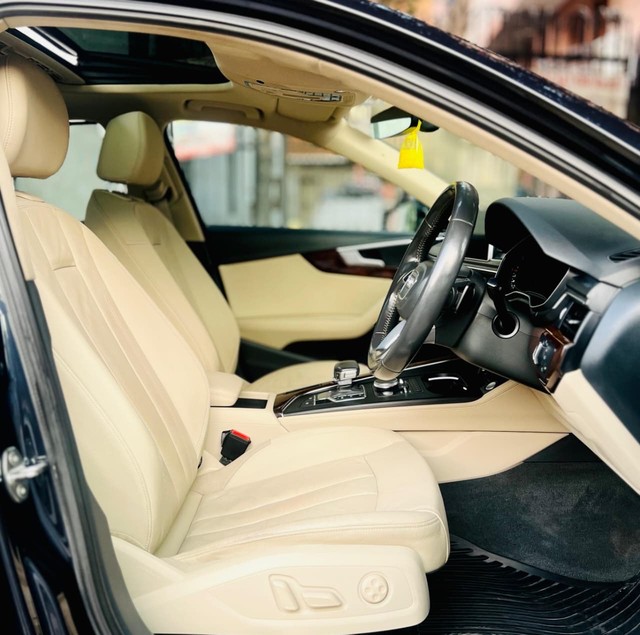 Second-hand 2017 Audi A4 30 TFSI Technology for sale in New Delhi-8