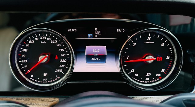 Mercedes-Benz E-Class Expression E 220 d BSIV Second-hand 2018 Mercedes-Benz E-Class Expression E 220 d BSIV for sale in New Delhi-21